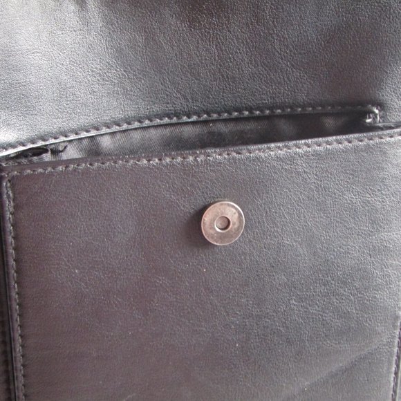 Universal Threads Faux-Leather Backpack Purse - Picture 5 of 10